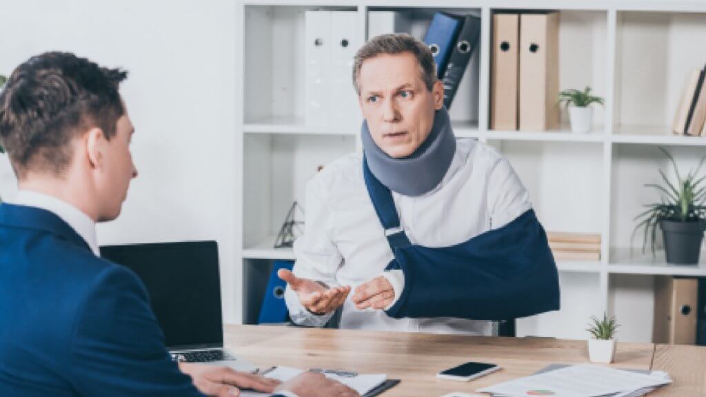 How to Ease an Employee back into Work After an Injury