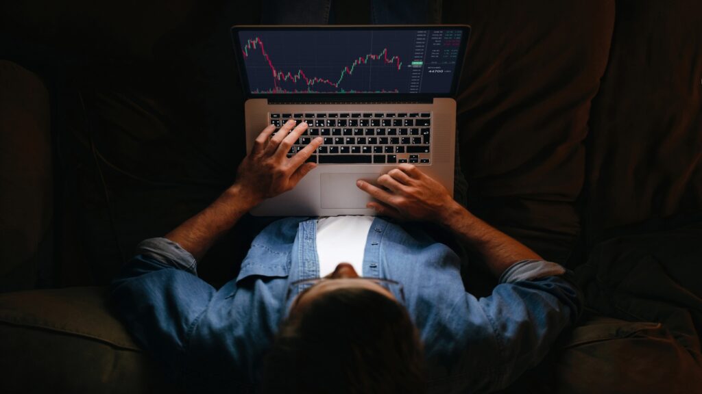 Top Instant Funding Prop Firms for UK Traders