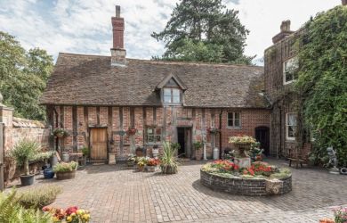 Winner small image - Meeson Hall