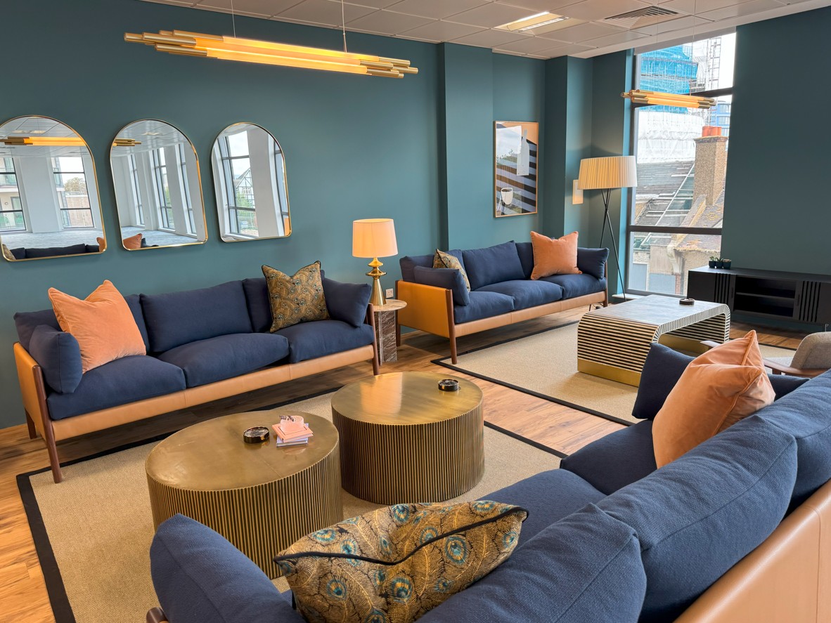 Winner small image - Yellow Sparrow Studio